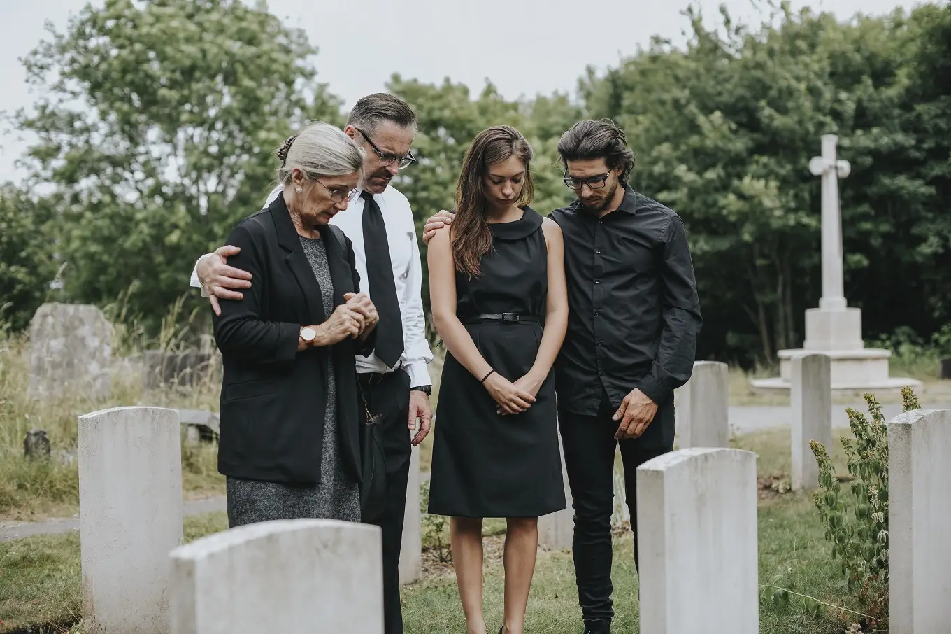 rodzina po pogrzebie